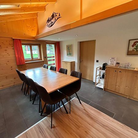 Alpenchalet Weidhaus Gstaad: Versatile Alpine Lodging Options Exterior photo