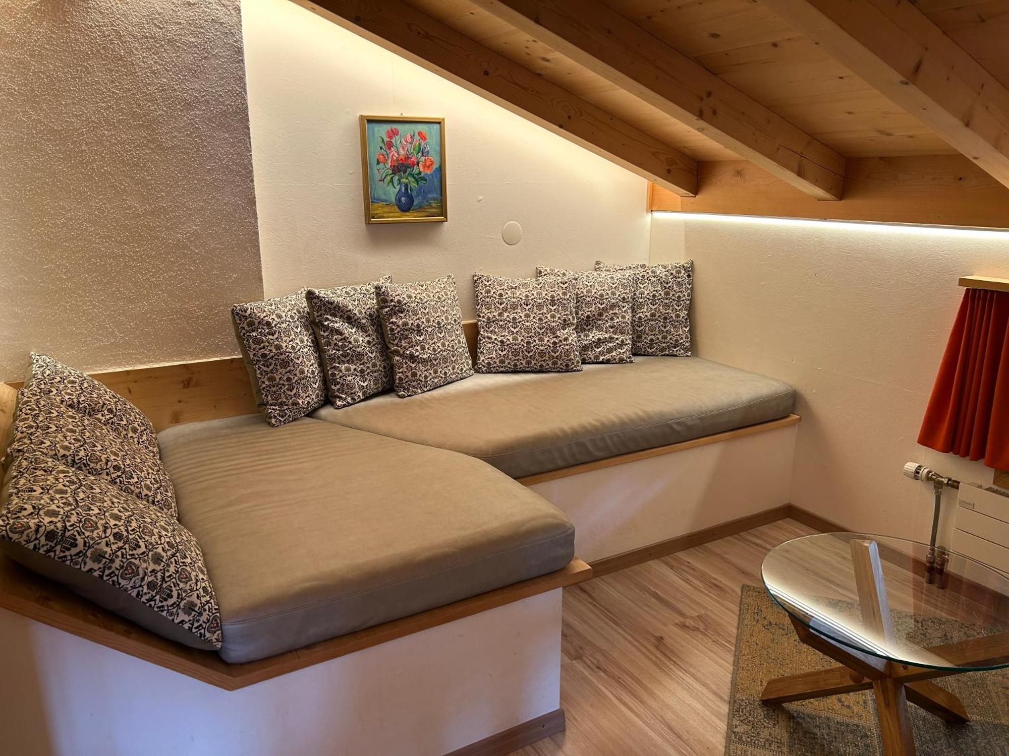 Alpenchalet Weidhaus Gstaad: Versatile Alpine Lodging Options Exterior photo