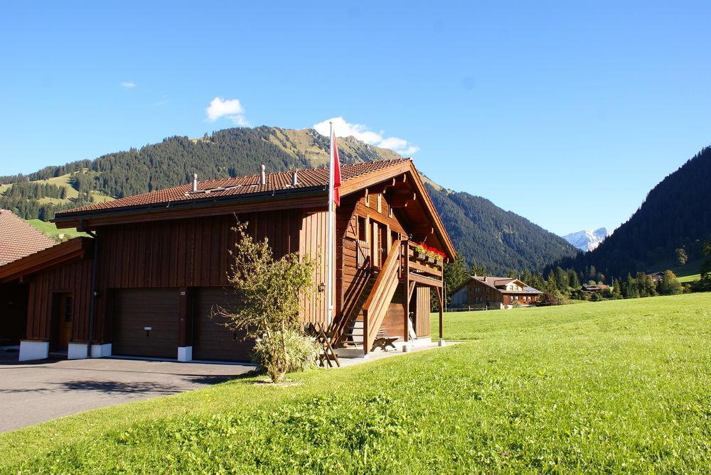 Alpenchalet Weidhaus Gstaad: Versatile Alpine Lodging Options Exterior photo